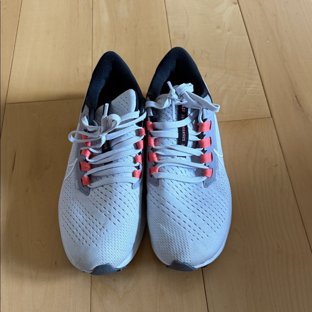 Nike Air Pegasus Zoom 38, White, Gray and Coral Athletic Shoes